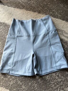 Yogalicious High-Waist Light Blue Bike Shorts